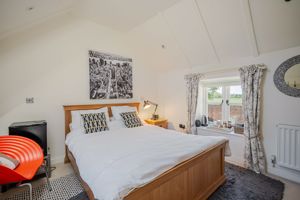 Annexe- click for photo gallery